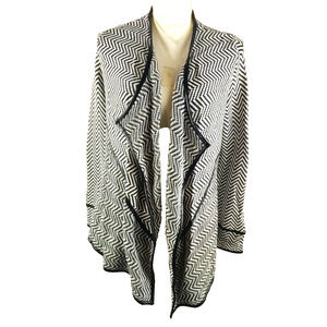 Chico's Women's Cardigan Black White Chevron Size 0 Small Open Flaw